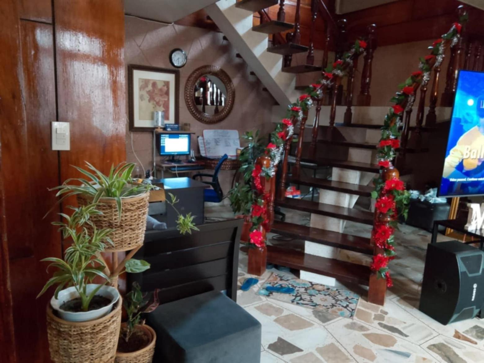 Topaz Bed & Breakfast Hotel Сан Хосе Екстериор снимка